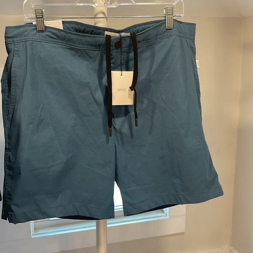 NWT- Onia Men's Calder 7.5